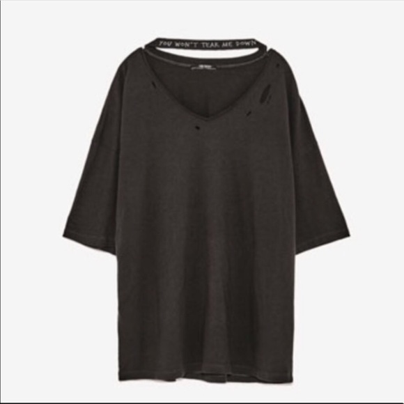 Never worn zara tshirt with slogan - Picture 2 of 4